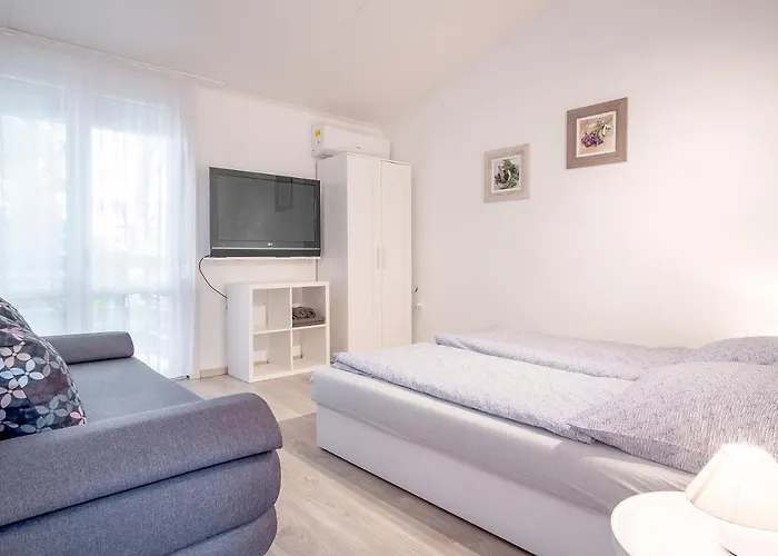 Апартаменты Myflat Lucy Шиофок